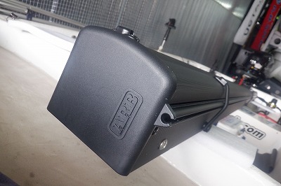 オーニング　アルミケース