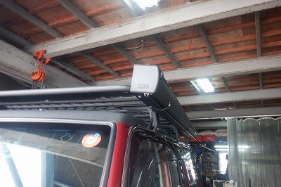 サイドオーニング取付