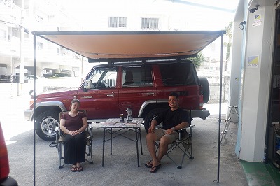 ルーフラック　サイドオーニング取付