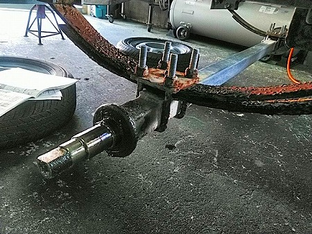 トレーラー整備