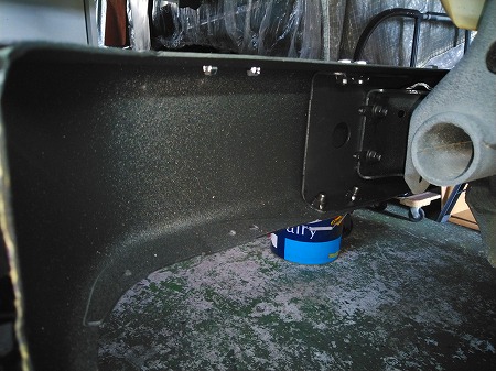 内側ラプターライナー塗装