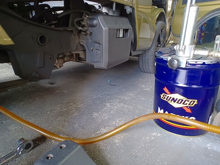 エンジンオイル交換